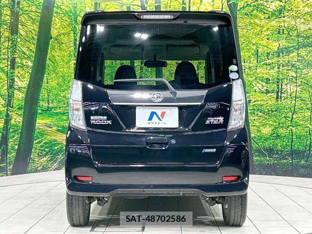 Nissan DAYZ ROOX 2014-04 6904210-14