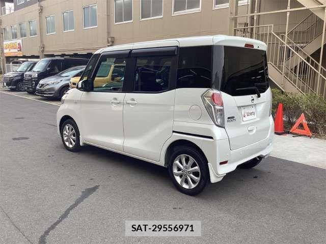 Nissan DAYZ ROOX 2019-09 6904203-11