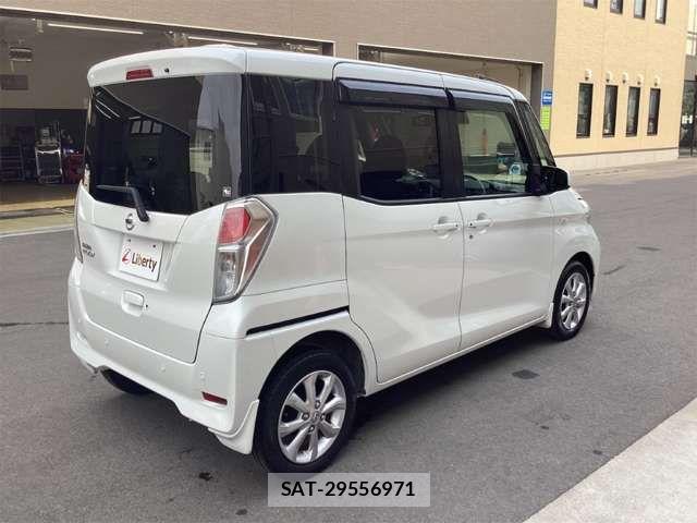 Nissan DAYZ ROOX 2019-09 6904203-4