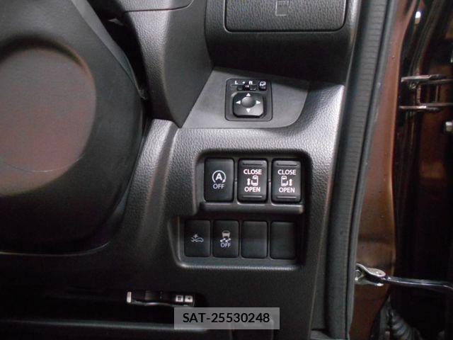 Nissan DAYZ ROOX 2015-09 6993077-11