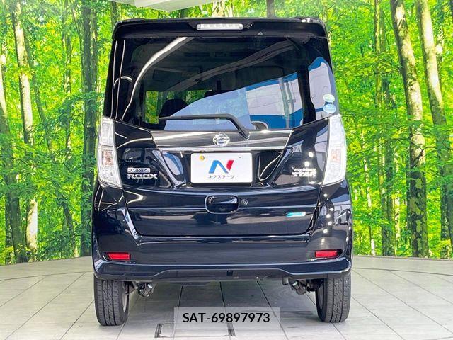 Nissan DAYZ ROOX 2015-07 7058246-14