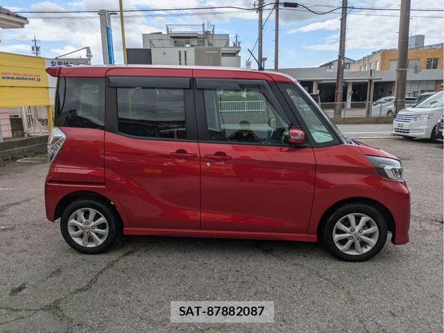 Nissan DAYZ ROOX 2018-01 7058253-18