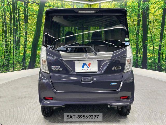 Nissan DAYZ ROOX 2015-05 7217402-15