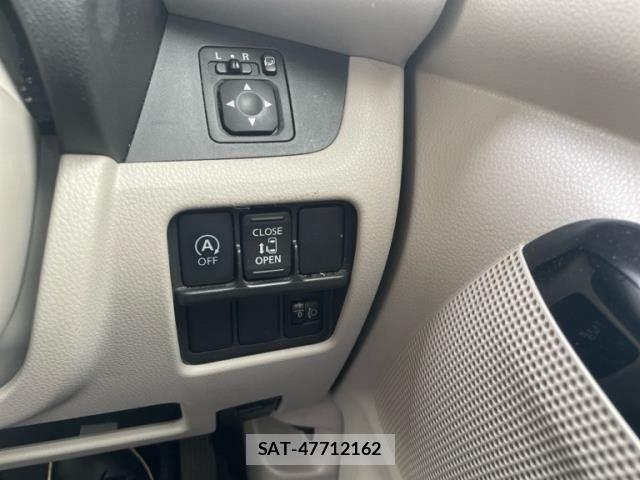 Nissan DAYZ ROOX 2014-03 7217389-6