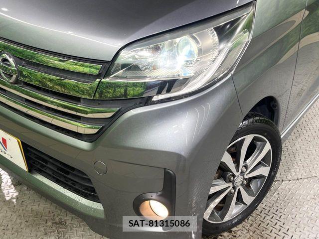 Nissan DAYZ ROOX 2015-12 7215766-11