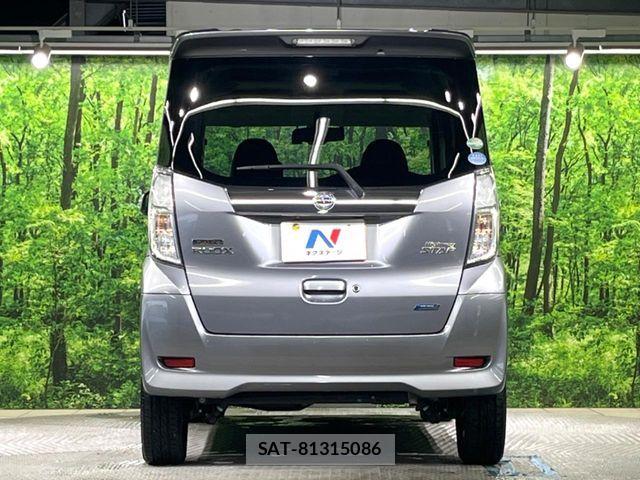 Nissan DAYZ ROOX 2015-12 7215766-14