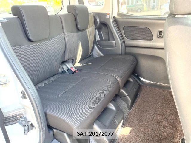 Nissan DAYZ ROOX 2018-03 7217436-7