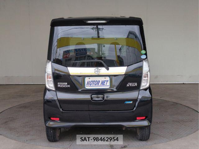 Nissan DAYZ ROOX 2015-05 7217409-16