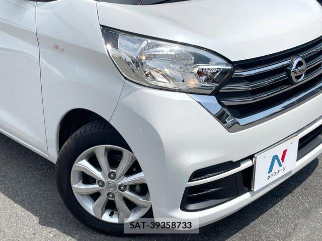 Nissan DAYZ ROOX 2017-09 7217434-11