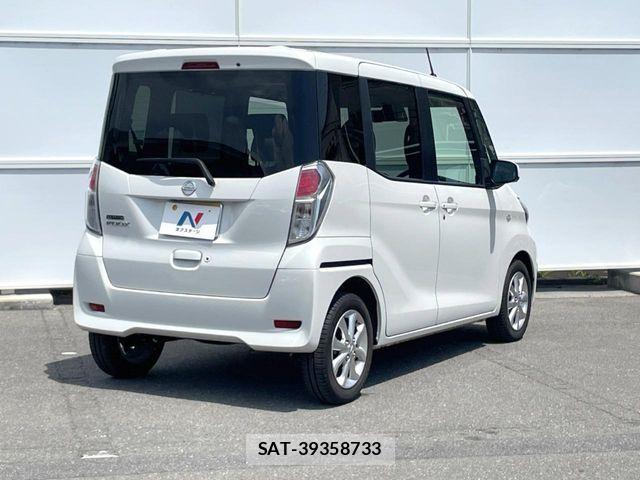 Nissan DAYZ ROOX 2017-09 7217434-16