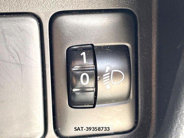 Nissan DAYZ ROOX 2017-09 7217434-4