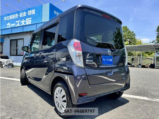 Nissan DAYZ ROOX 2015-02 7217396-2