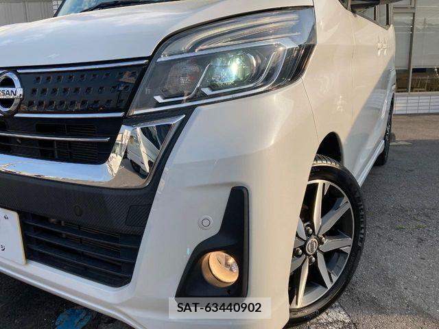 Nissan DAYZ ROOX 2019-01 7217449-11