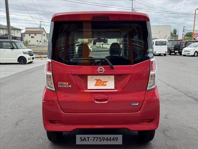Nissan DAYZ ROOX 2015-03 7217400-13