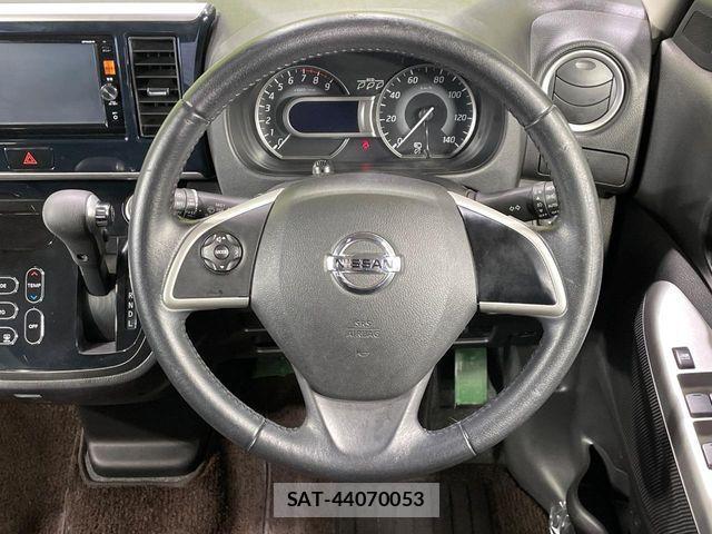 Nissan DAYZ ROOX 2015-09 7217419-10