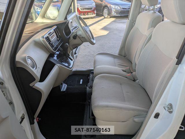 Nissan DAYZ ROOX 2014-03 7217397-27