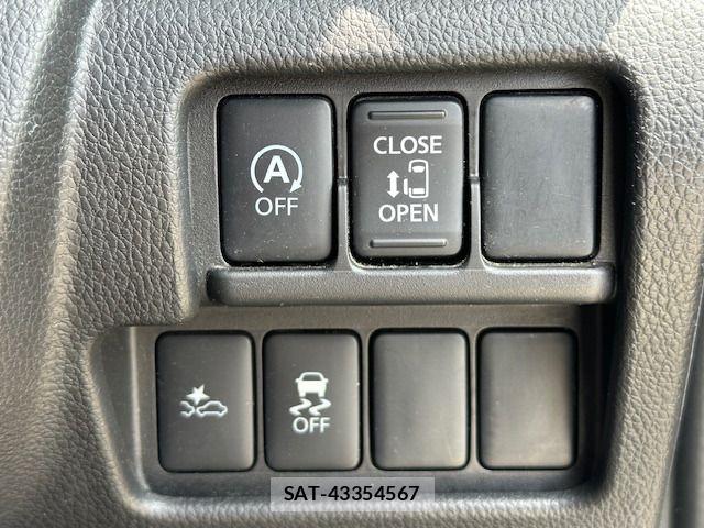 Nissan DAYZ ROOX 2015-05 7217414-17
