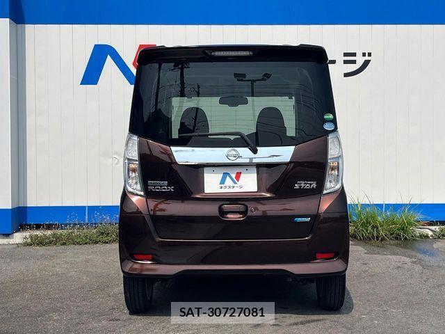 Nissan DAYZ ROOX 2015-03 7250462-15
