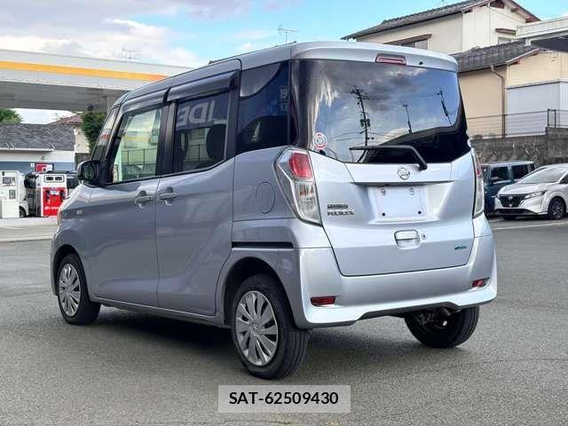 Nissan DAYZ ROOX 2016-09 7250468-10