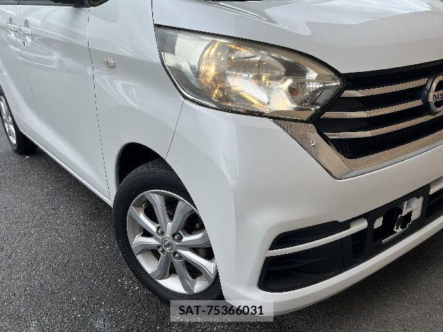 Nissan DAYZ ROOX 2017-06 7326662-15