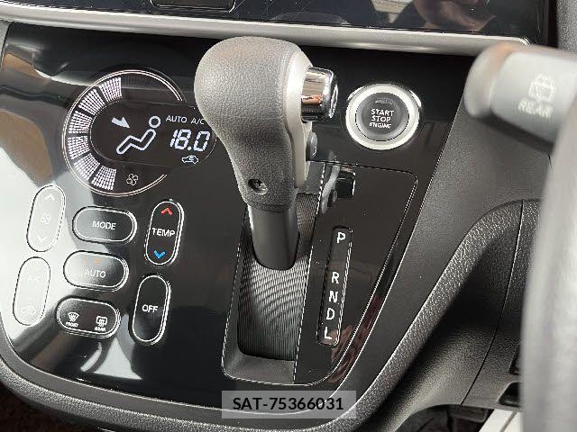Nissan DAYZ ROOX 2017-06 7326662-19
