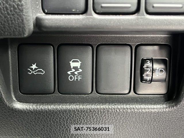 Nissan DAYZ ROOX 2017-06 7326662-22