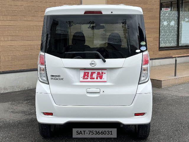 Nissan DAYZ ROOX 2017-06 7326662-25