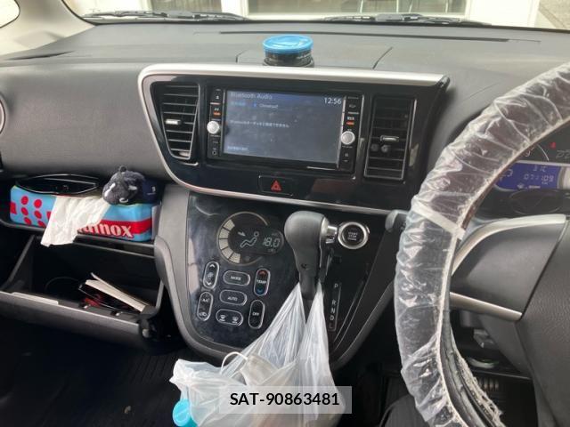 Nissan DAYZ ROOX 2015-08 7326689-13