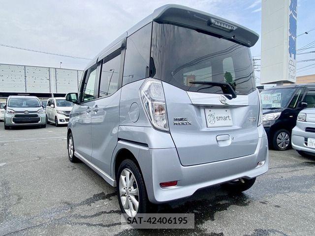Nissan DAYZ ROOX 2017-08 7326675-6