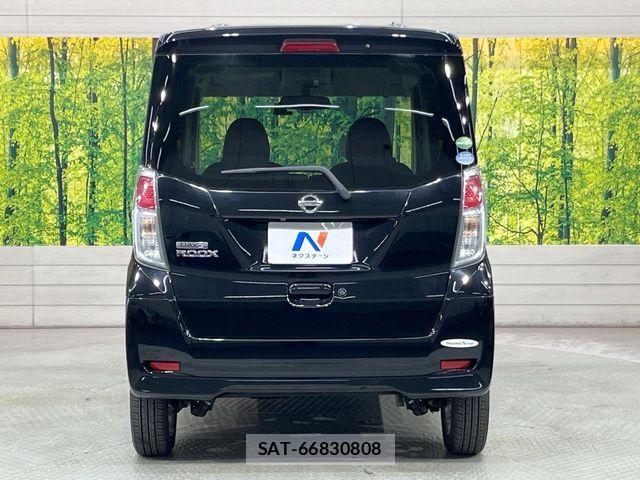 Nissan DAYZ ROOX 2018-05 7357512-14