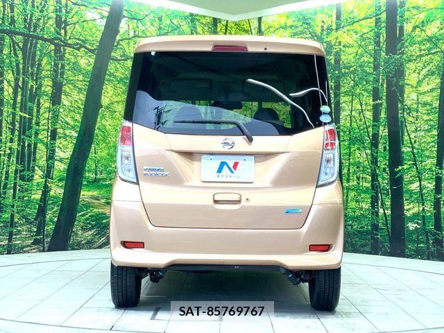Nissan DAYZ ROOX 2014-03 7357522-14