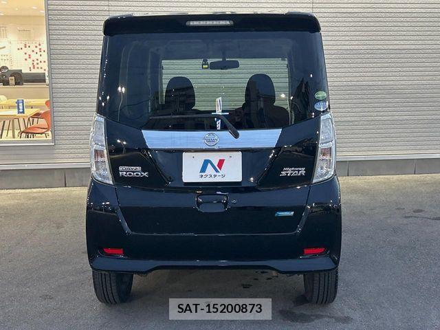 Nissan DAYZ ROOX 2014-03 7391910-14