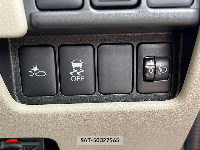 Nissan DAYZ ROOX 2017-07 7391905-16
