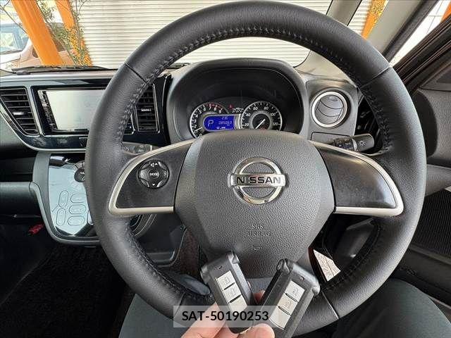 Nissan DAYZ ROOX 2015-11 7453956-6