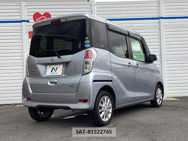 Nissan DAYZ ROOX 2015-12 7453941-16