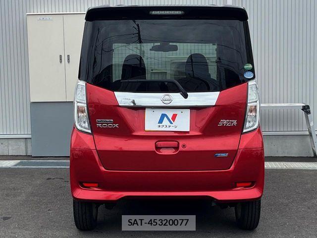 Nissan DAYZ ROOX 2015-10 7453945-15