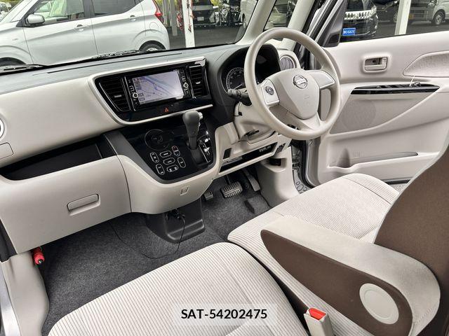 Nissan DAYZ ROOX 2017-05 7453944-11