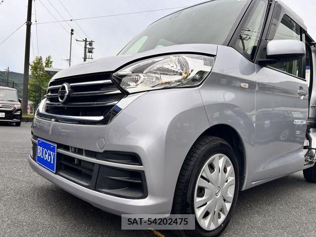 Nissan DAYZ ROOX 2017-05 7453944-18