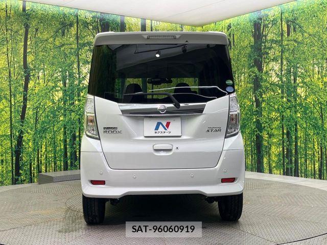 Nissan DAYZ ROOX 2018-11 7500244-14