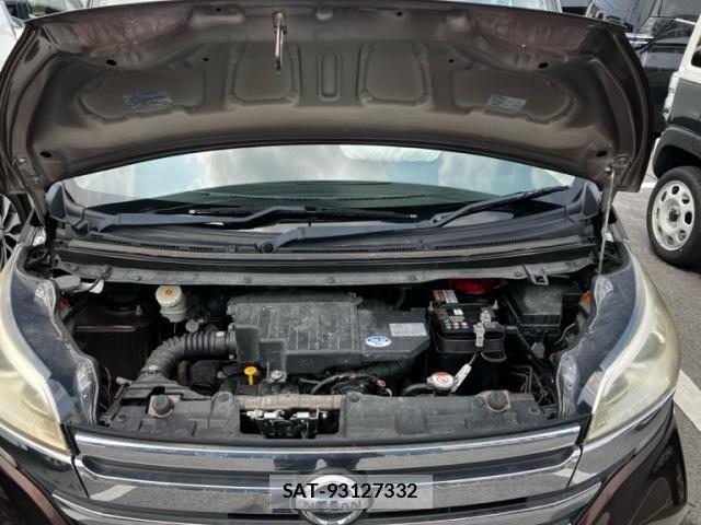 Nissan DAYZ ROOX 2014-09 7500252-11