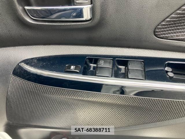 Nissan DAYZ ROOX 2018-03 7508529-10