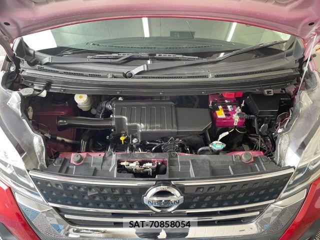 Nissan DAYZ ROOX 2018-01 7508512-17