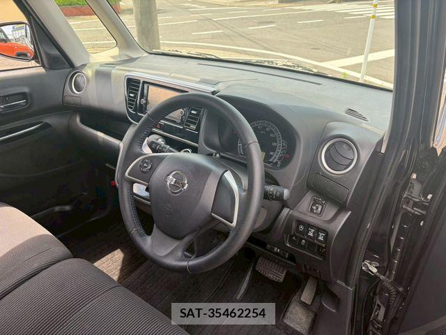 Nissan DAYZ ROOX 2019-10 7508520-26