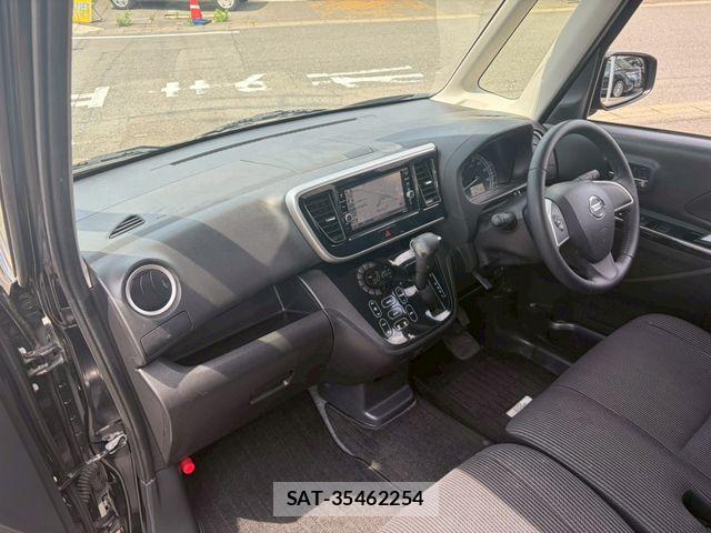 Nissan DAYZ ROOX 2019-10 7508520-2