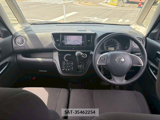Nissan DAYZ ROOX 2019-10 7508520-6