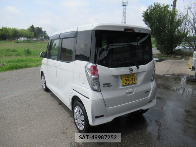 Nissan DAYZ ROOX 2015-05 7562042-11