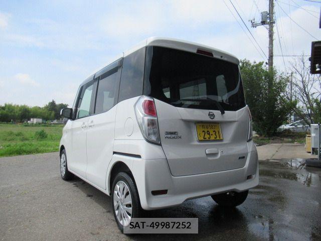 Nissan DAYZ ROOX 2015-05 7562042-12