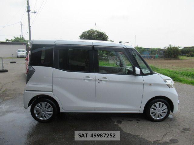 Nissan DAYZ ROOX 2015-05 7562042-7