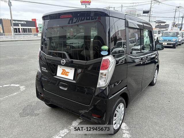 Nissan DAYZ ROOX 2019-09 7616162-12