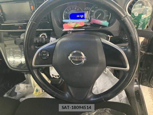 Nissan DAYZ ROOX 2015-09 7616173-14